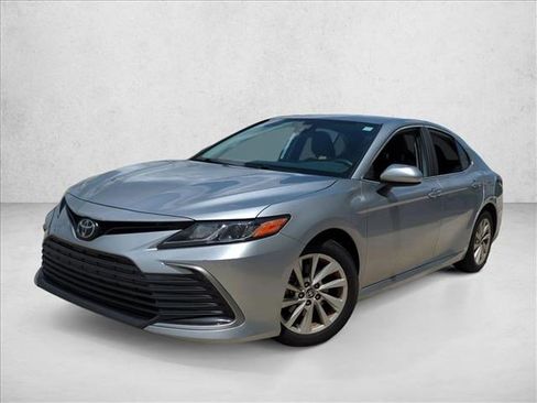 Used 2022 Toyota Camry LE FWD image 1