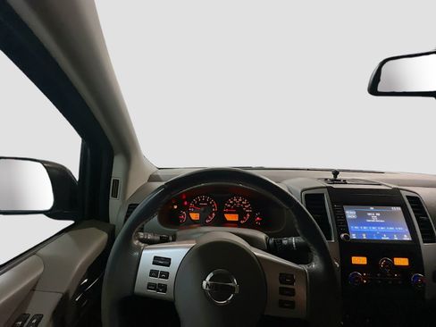 Used 2019 Nissan Frontier SV w/ Value Truck Package AWD/4WD image 7