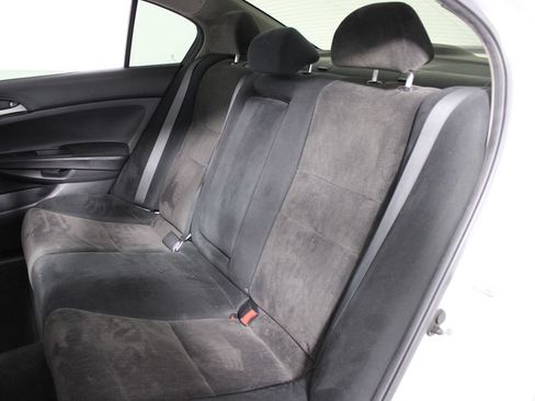 Used 2010 Honda Accord LX-P image 18