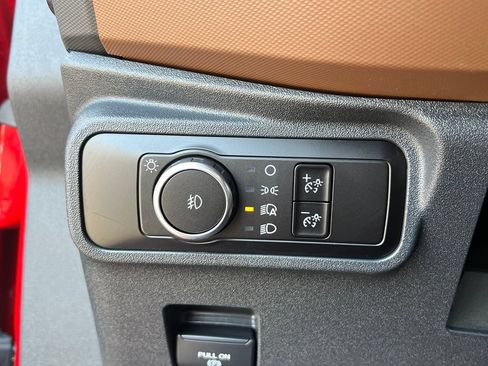 Used 2024 Ford Bronco Outer Banks AWD/4WD image 29