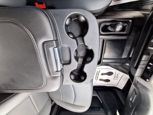 New 2024 RAM 3500 Tradesman w/ Chrome Appearance Group image 14