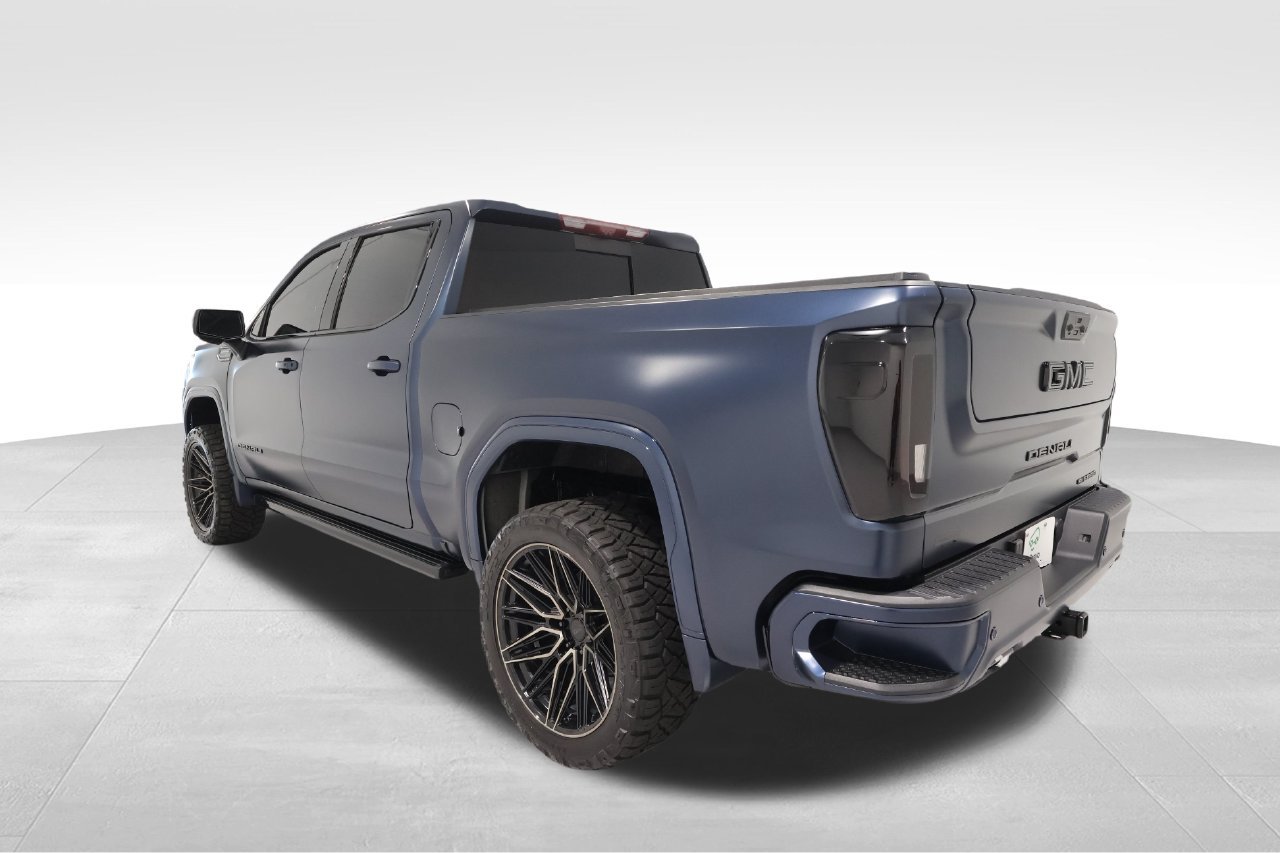Used 2022 GMC Sierra 1500 Denali Ultimate AWD/4WD image 2