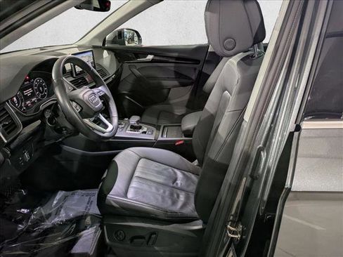 Used 2020 Audi Q5 e Premium Plus w/ Premium Plus Package image 17