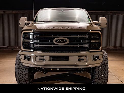 Used 2026 Ford F250 Platinum w/ Platinum Plus Package image 4