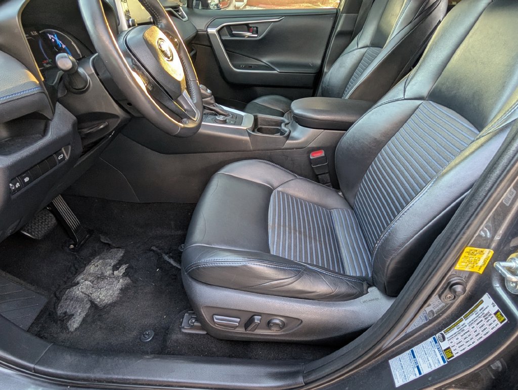 Used 2019 Toyota RAV4 XSE AWD/4WD image 14
