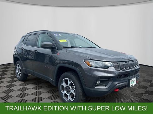 Used 2022 Jeep Compass Trailhawk w/ Trailhawk Convenience Group AWD/4WD image 7