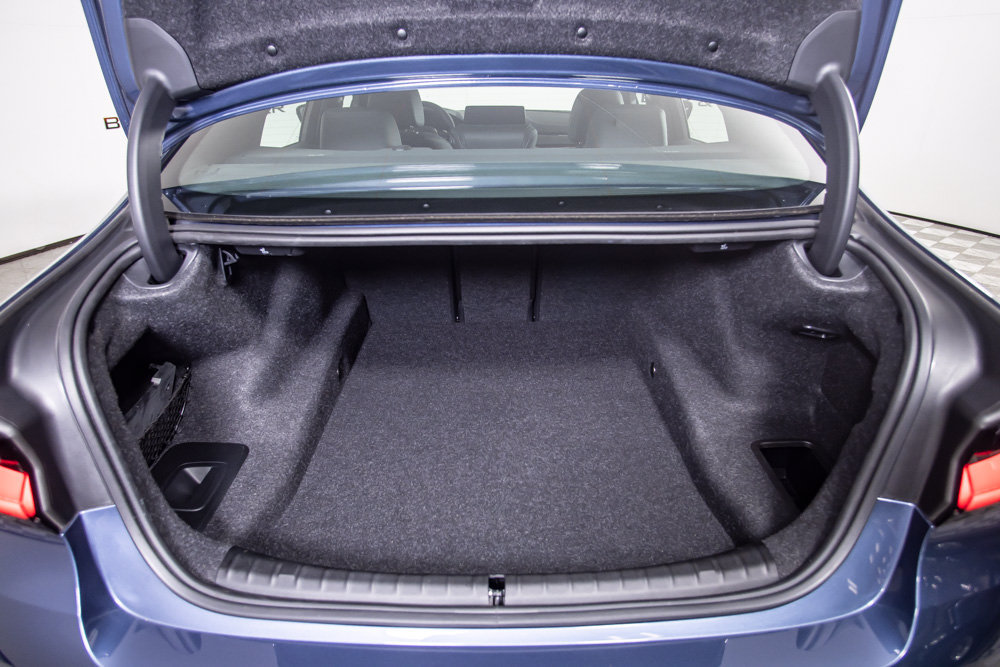 Used 2023 BMW 530i w/ Premium Package RWD image 8