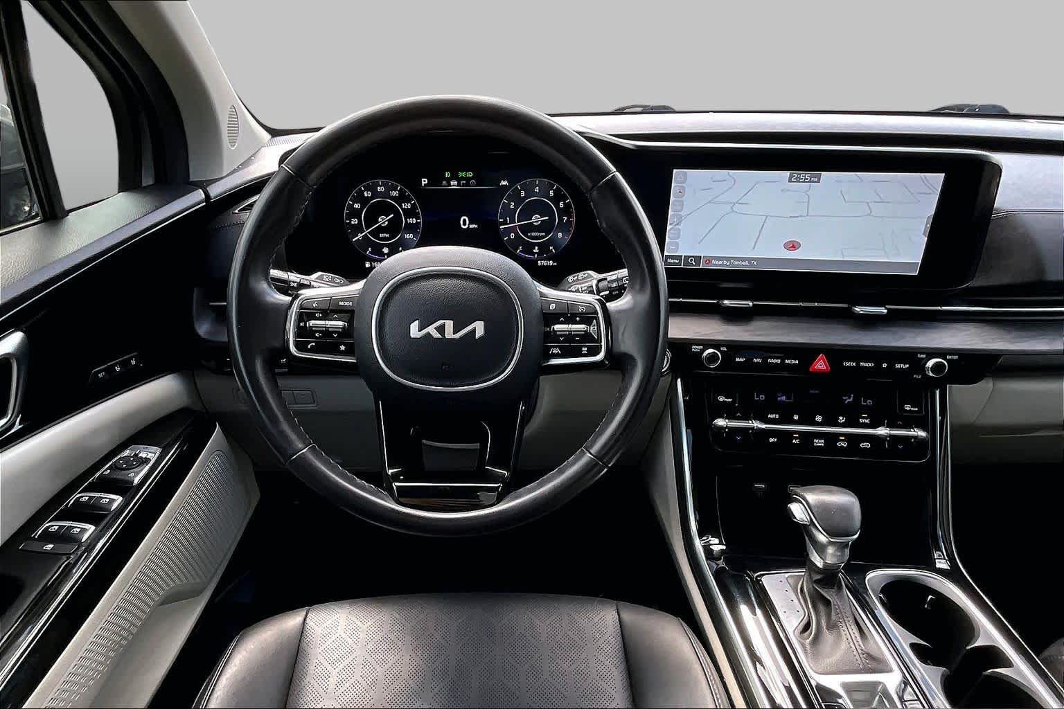 Used 2024 Kia Carnival SX FWD image 5
