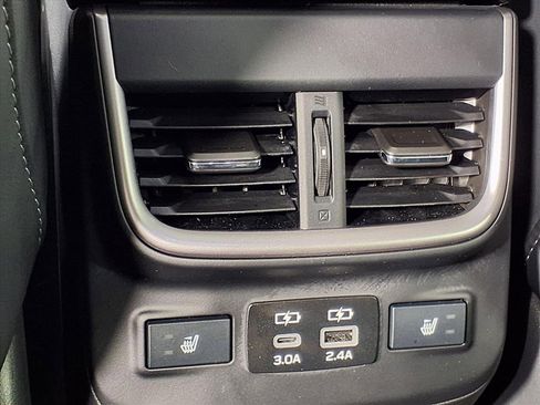 Certified 2025 Subaru Outback Limited image 12