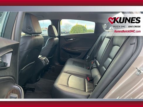 Used 2024 Chevrolet Malibu LT FWD image 22