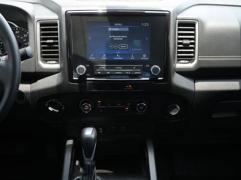 Used 2023 Nissan Frontier SV w/ Technology Package AWD/4WD image 24
