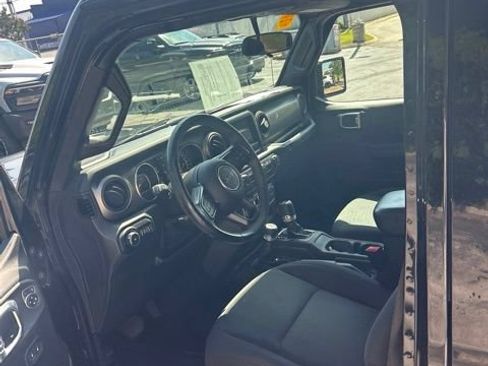 Used 2020 Jeep Wrangler Unlimited Sport S AWD/4WD image 13