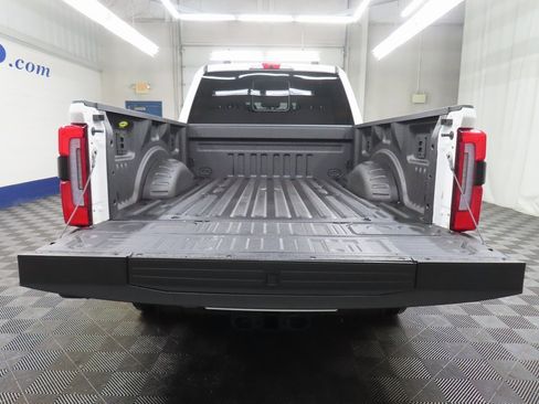 Used 2025 Ford F250 Platinum image 45