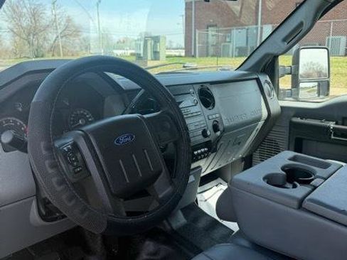 Used 2016 Ford F250 XL w/ Power Equipment Group image 16