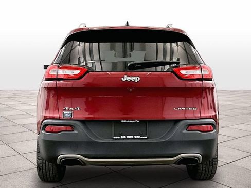 Used 2017 Jeep Cherokee Limited AWD/4WD image 4