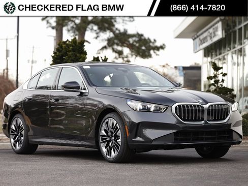 Used 2025 BMW 530i w/ Premium Package image 1