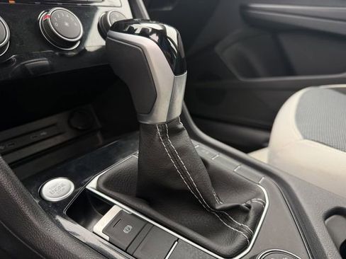 Used 2025 Volkswagen Taos S AWD/4WD image 18