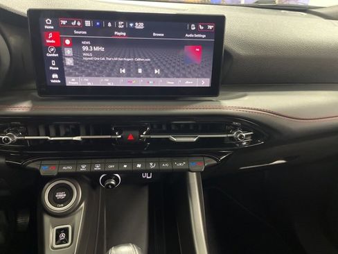 Used 2023 Dodge Hornet GT w/ Tech Pack w/o Parking image 17