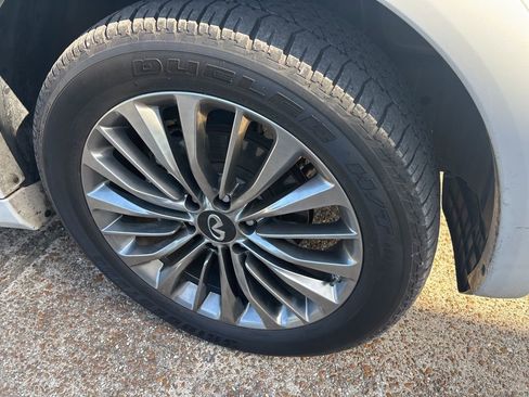 Used 2021 INFINITI QX80 Sensory w/ Cargo Package image 3