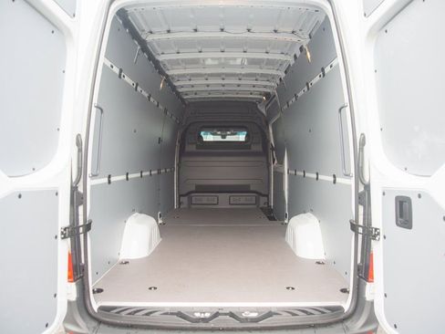 New 2025 Mercedes-Benz Sprinter 2500 image 35