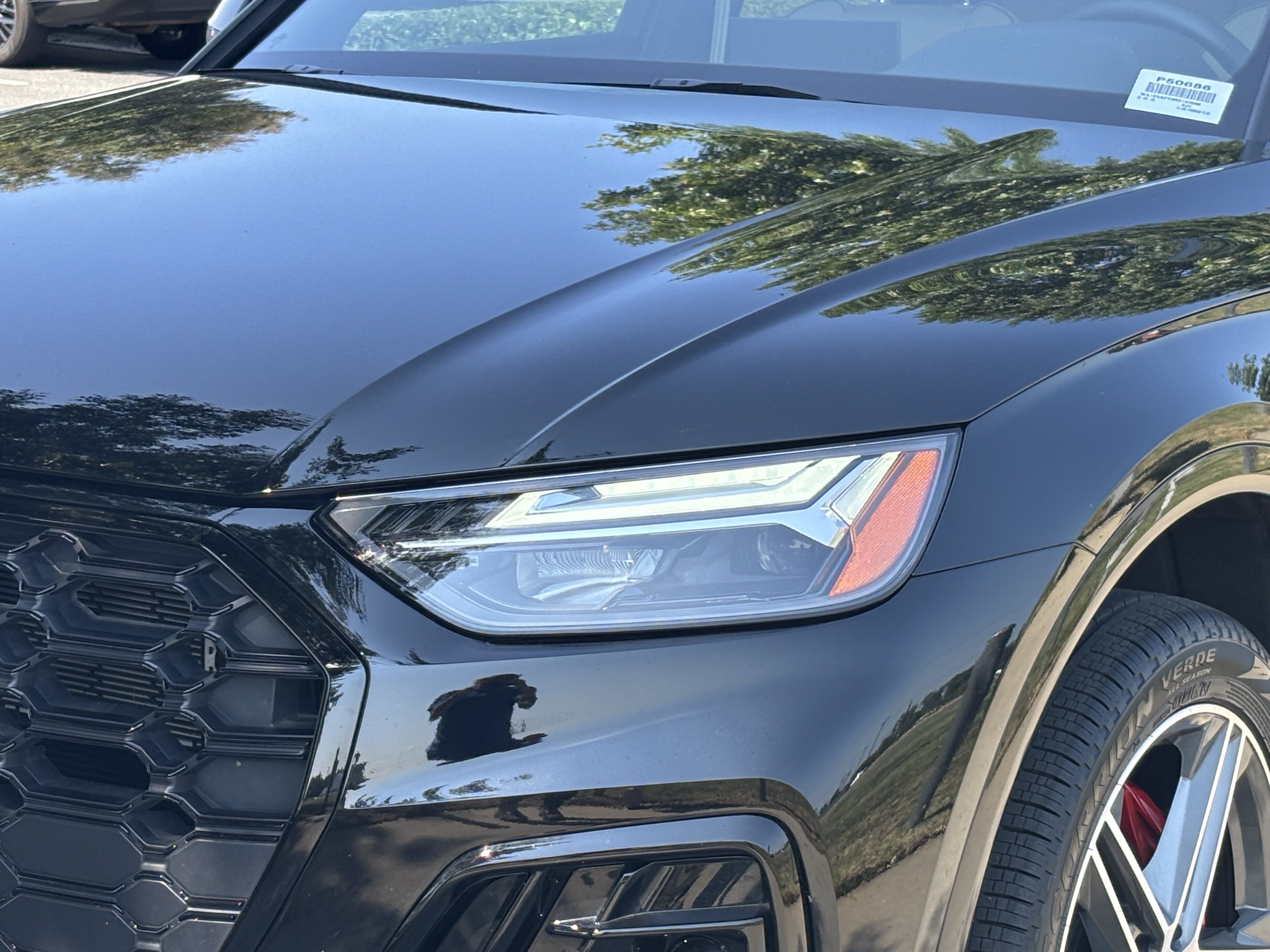 Certified 2024 Audi Q5 e Premium Plus w/ Premium Plus Package AWD/4WD image 6