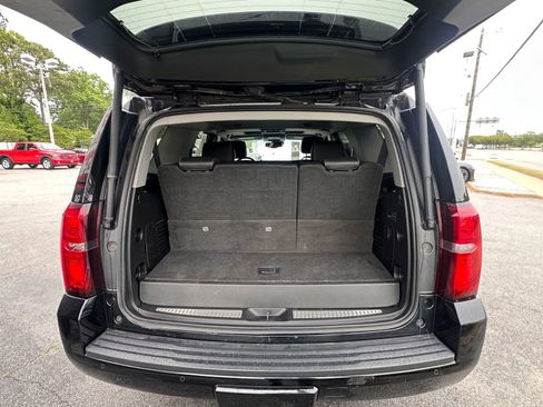 Used 2019 Chevrolet Tahoe LT AWD/4WD image 17