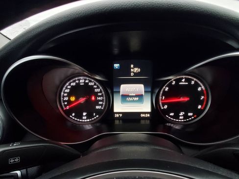 Used 2015 Mercedes-Benz C 300 4MATIC Sedan image 9