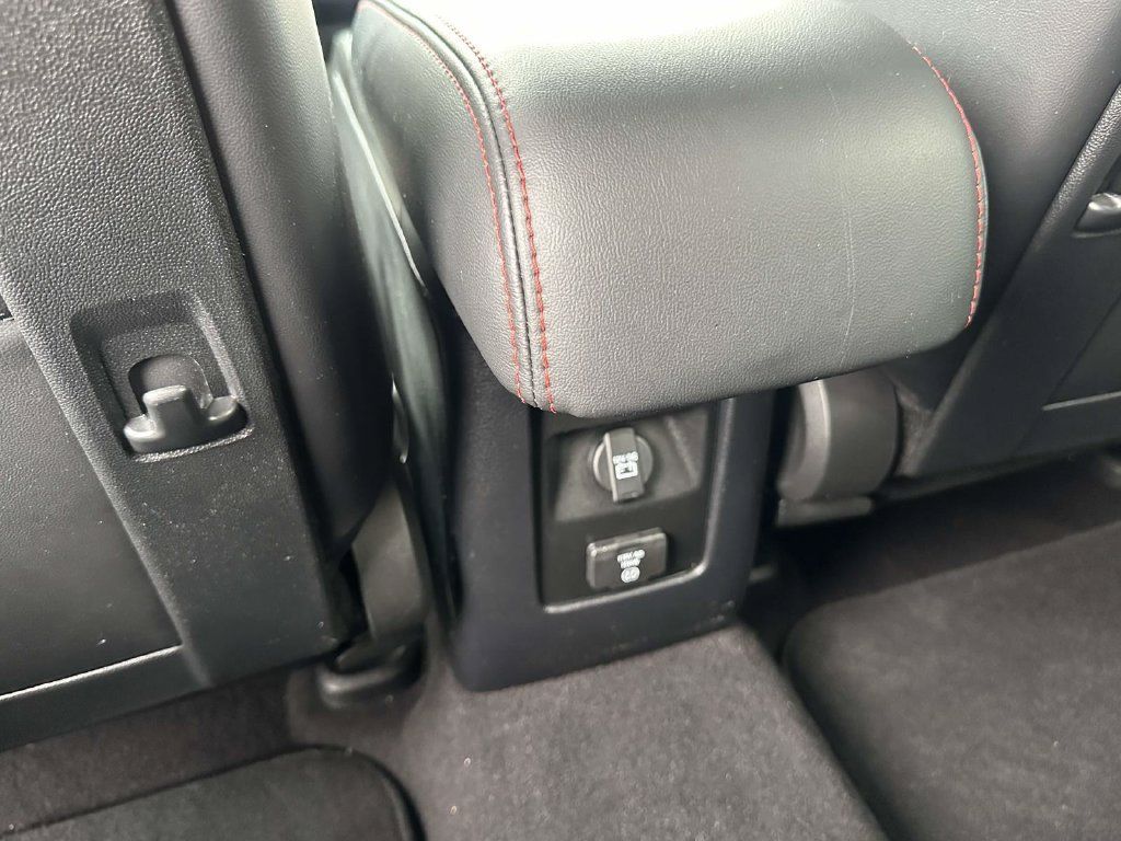 Used 2018 Dodge Journey GT w/ Driver Convenience Group AWD/4WD image 14