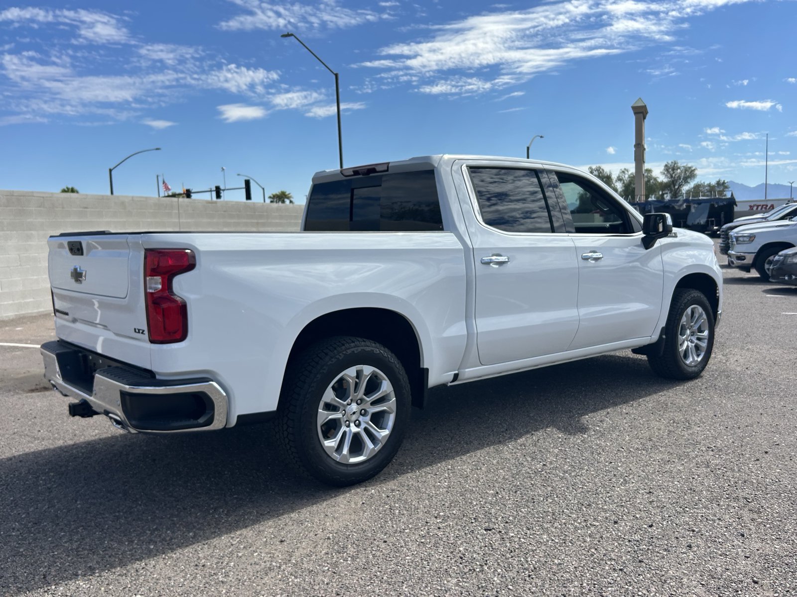 Certified 2026 Chevrolet Silverado 1500 LTZ AWD/4WD image 5