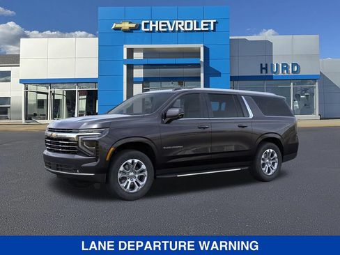 New 2026 Chevrolet Suburban LT w/ Comfort Package AWD/4WD image 3