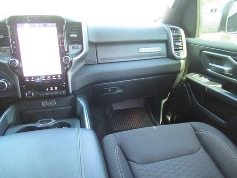 Used 2025 RAM 1500 Big Horn AWD/4WD image 14