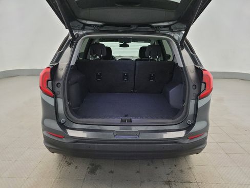 Used 2019 GMC Terrain SLE w/ Driver Convenience Package image 29