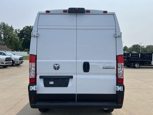 New 2025 RAM ProMaster 1500 w/ Convenience Group image 5