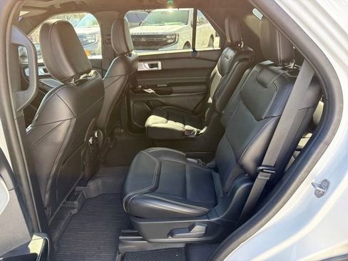 Used 2024 Ford Explorer ST w/ Equipment Group 401A image 27