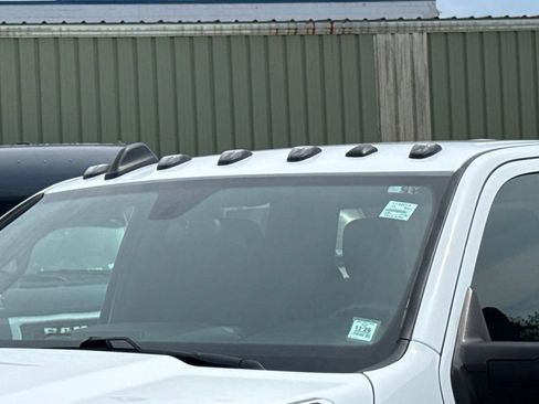 Used 2024 RAM 2500 Tradesman w/ Chrome Appearance Group AWD/4WD image 38