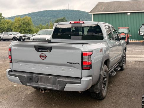 Used 2023 Nissan Frontier PRO-4X w/ Pro Convenience Package AWD/4WD image 2