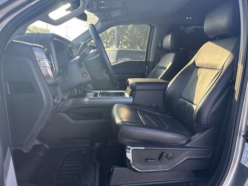 Used 2024 Ford F250 Lariat w/ Black Appearance Package AWD/4WD image 20
