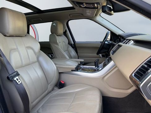 Used 2016 Land Rover Range Rover Sport HSE image 21