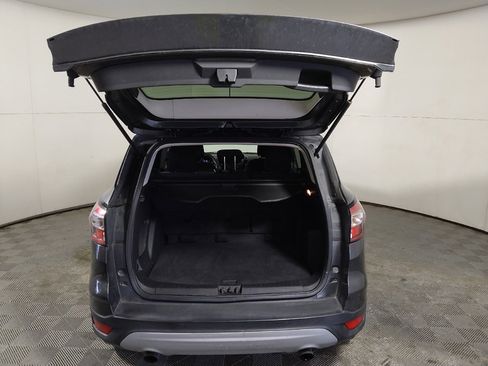 Used 2018 Ford Escape SE w/ Ford Safe & Smart Package FWD image 29