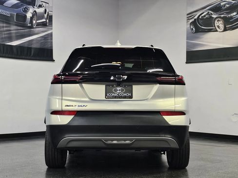 Used 2023 Chevrolet Bolt EUV LT w/ Driver Confidence Package image 22