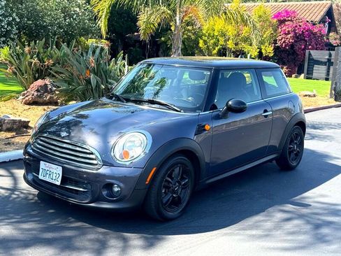Used 2013 MINI Cooper Hardtop image 4