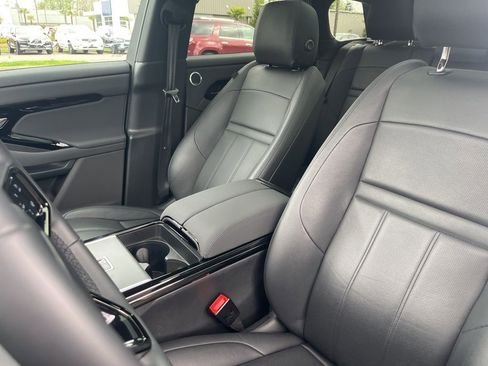 Certified 2025 Land Rover Range Rover Evoque Dynamic SE AWD/4WD image 14