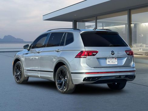 Used 2023 Volkswagen Tiguan SE R-Line image 6