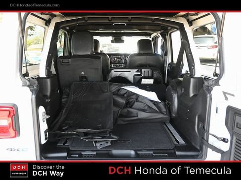 Used 2022 Jeep Wrangler Unlimited Sahara image 22