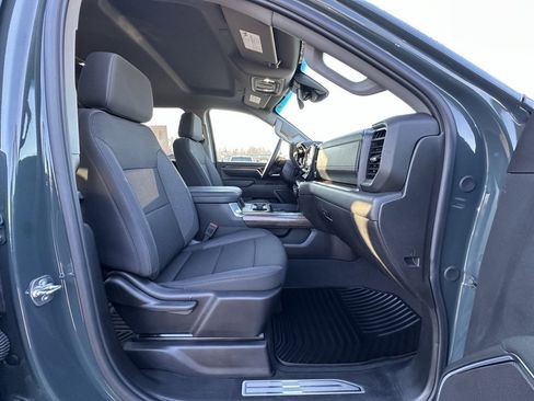 Used 2025 Chevrolet Silverado 2500 LT w/ Trail Boss Package image 16