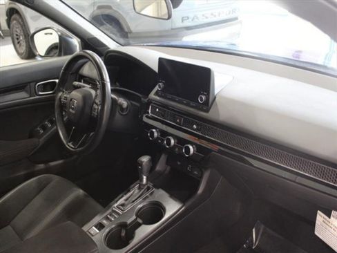 Used 2023 Honda Civic Sport image 22