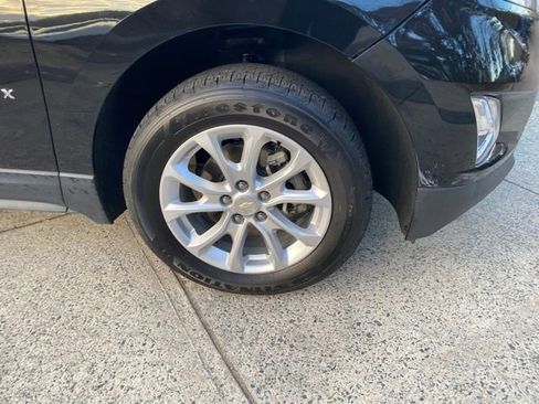 Used 2020 Chevrolet Equinox LT image 23
