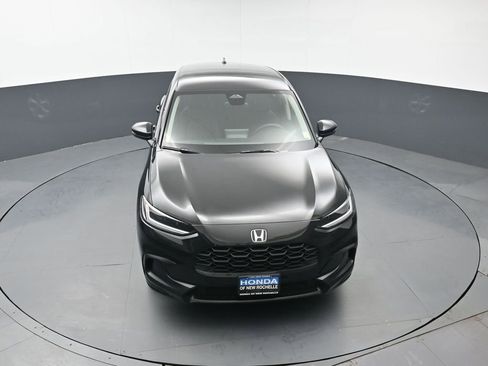 Certified 2025 Honda HR-V LX image 39
