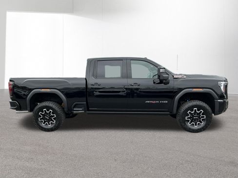 New 2026 GMC Sierra 2500 AT4X AWD/4WD image 2