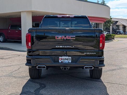 New 2026 GMC Sierra 1500 Denali w/ Denali Reserve Package AWD/4WD image 10